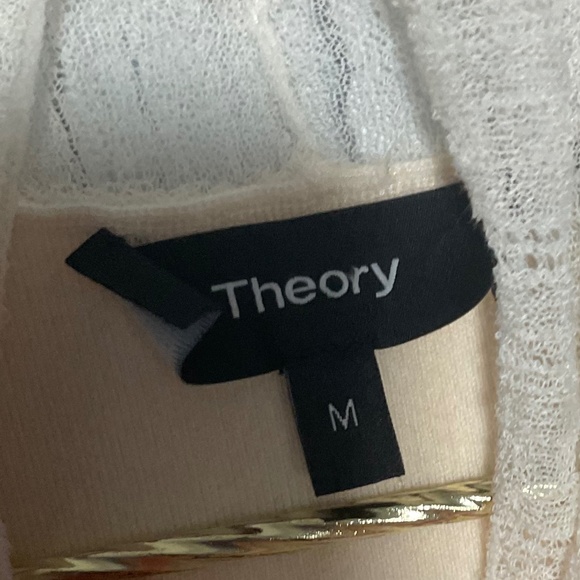 Theory Marfil Sleeveless Turtleneck Top Merino Blend Size Medium EUC - Picture 6 of 10